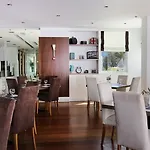 Elite Hotel