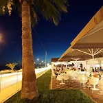 Elite Hotel 4*